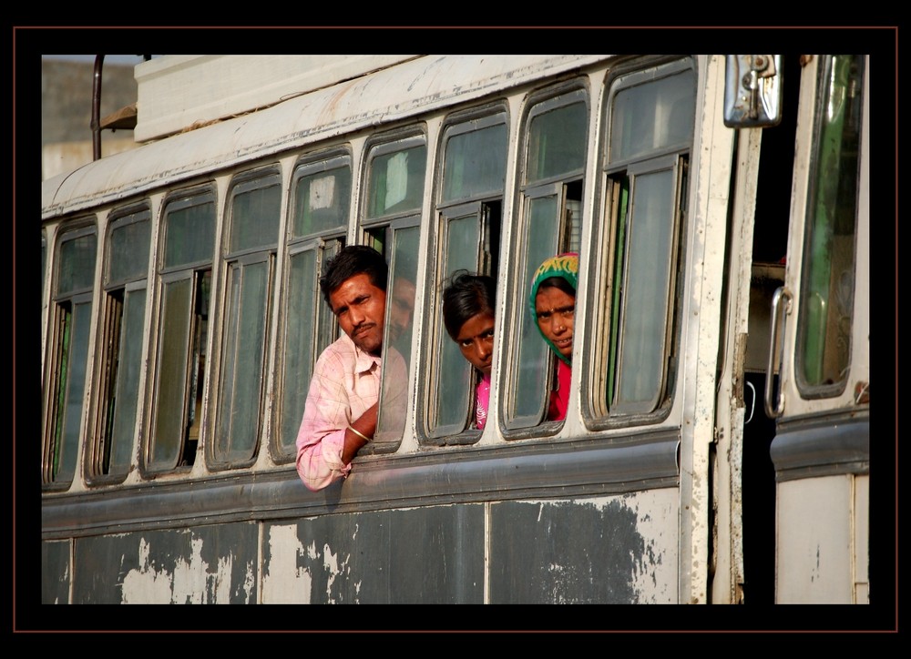 Incredible India - Menschen im Bus