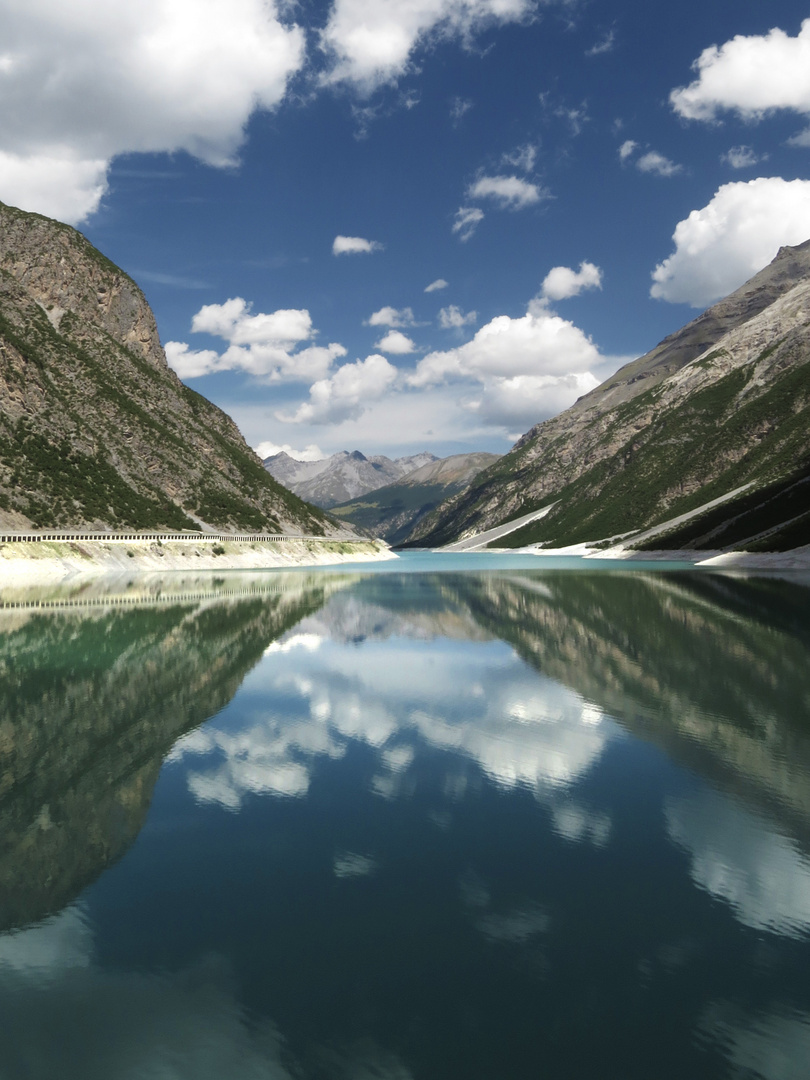 Incrocio d'azzurro