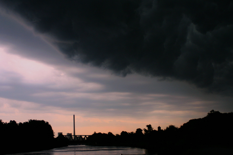 "INDEPENDENCE DAY" über Herne-Wanne???