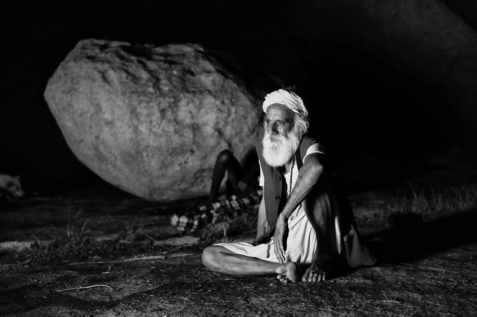 India Hampi Anegundi Baba Fire Meditation