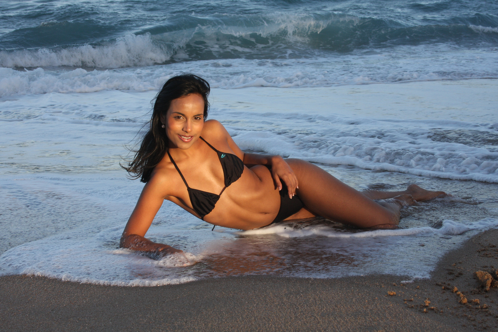 Indian Beauty am Strand  (7)