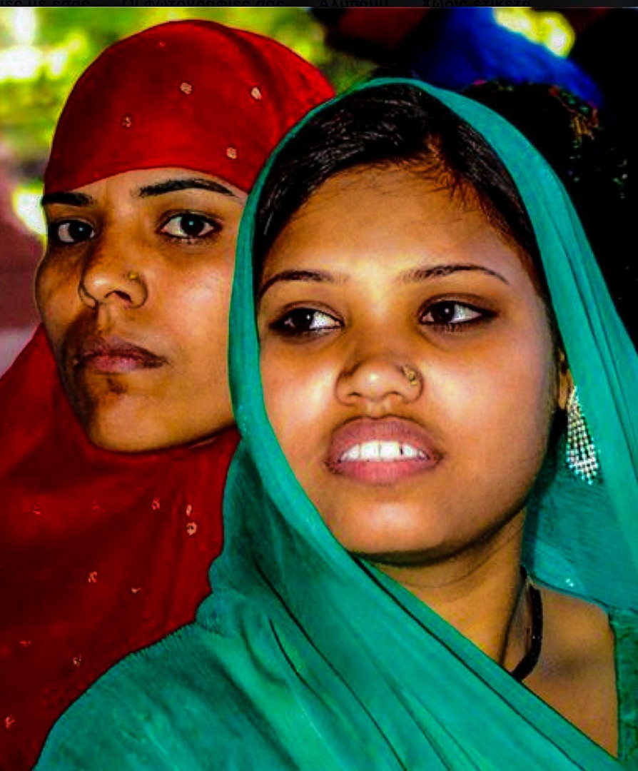 Indian girls in color splendor...