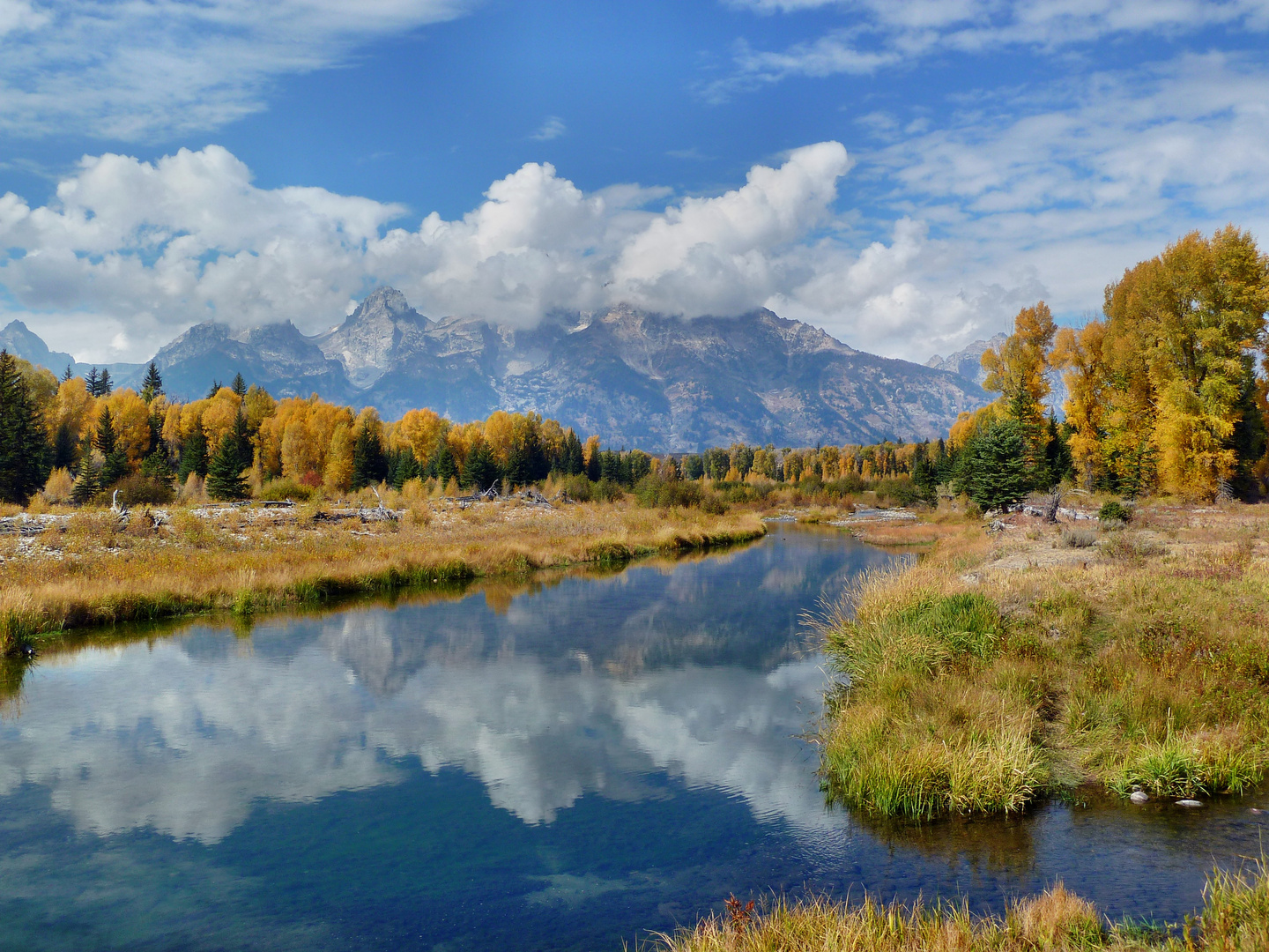 Indian Summer at Schwabacher Landing, Grand Teton NP, on 25 September 2012