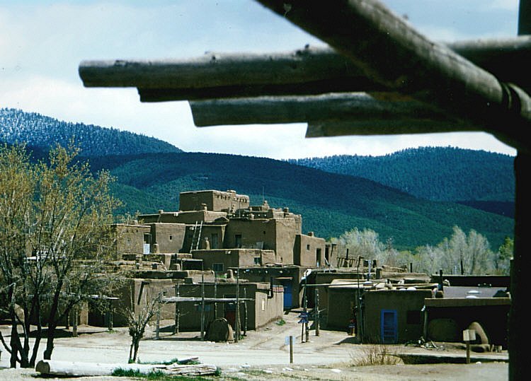 Indianer Pueblo von Taos - Gesamtansicht