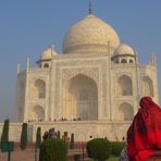 Indien (2019, Lady in Red