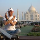INDIEN - Big hello from Taj Mahal in Uttar Pradeshs