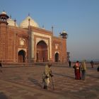 INDIEN - Rotes Minarett des Taj Mahal