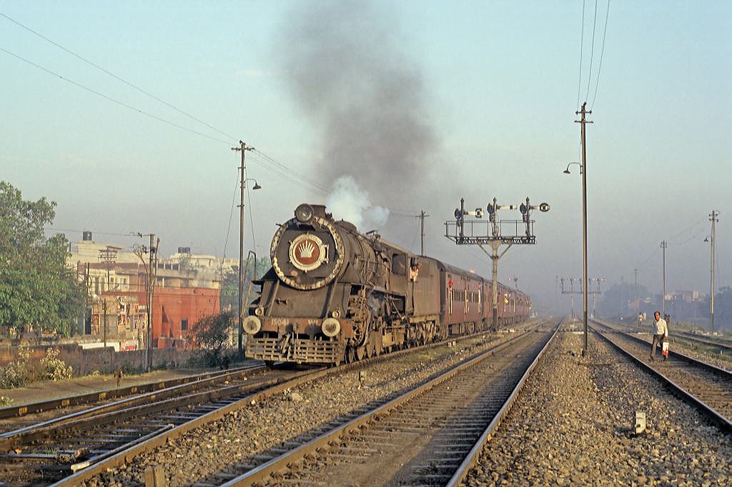 IndienApril 1994 Dampflok WL 15041im Punjab