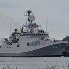 indische Fregatte TABAR im Nord-Ostsee-Kanal 