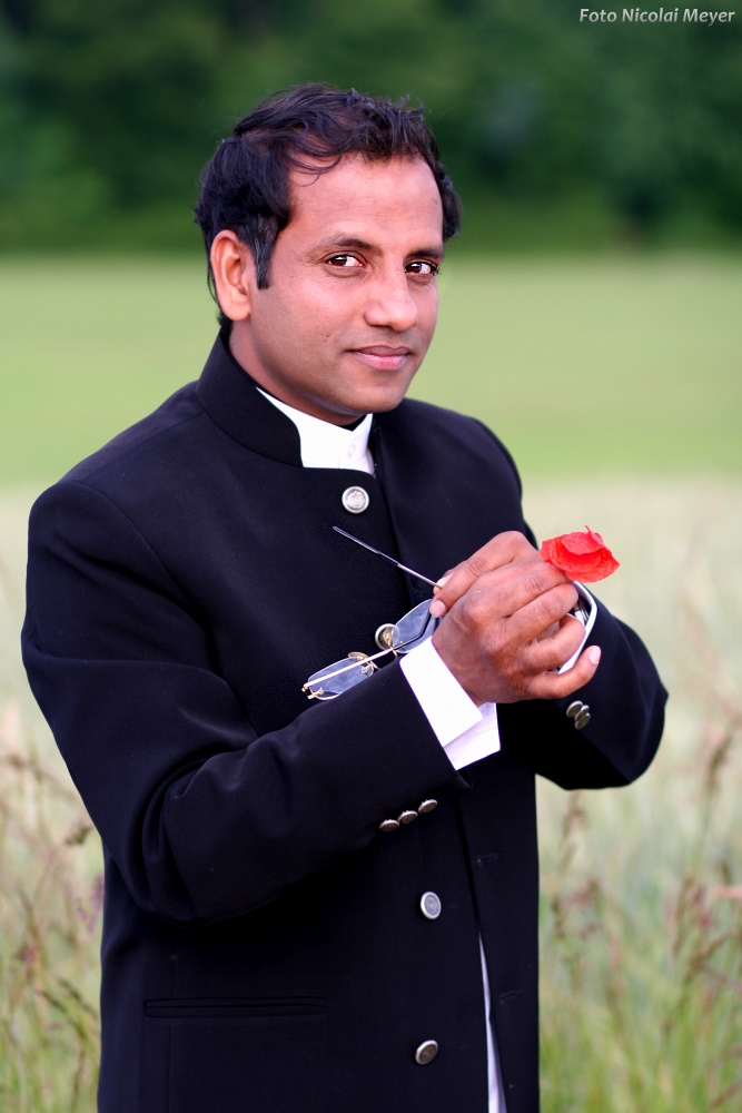 Indischer Schauspieler in Deutschland:-Prashant Prabhakar