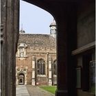 Indiscrétion à l’entrée de St John’s College  --  Cambridge