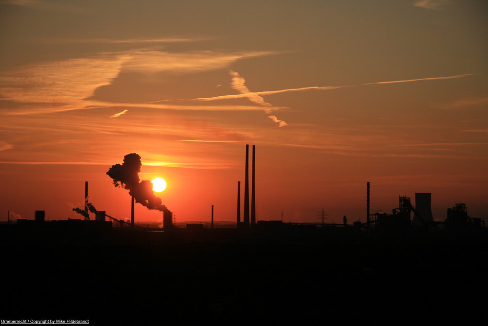 Industrie am Abend