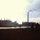 Industrie am Fluss