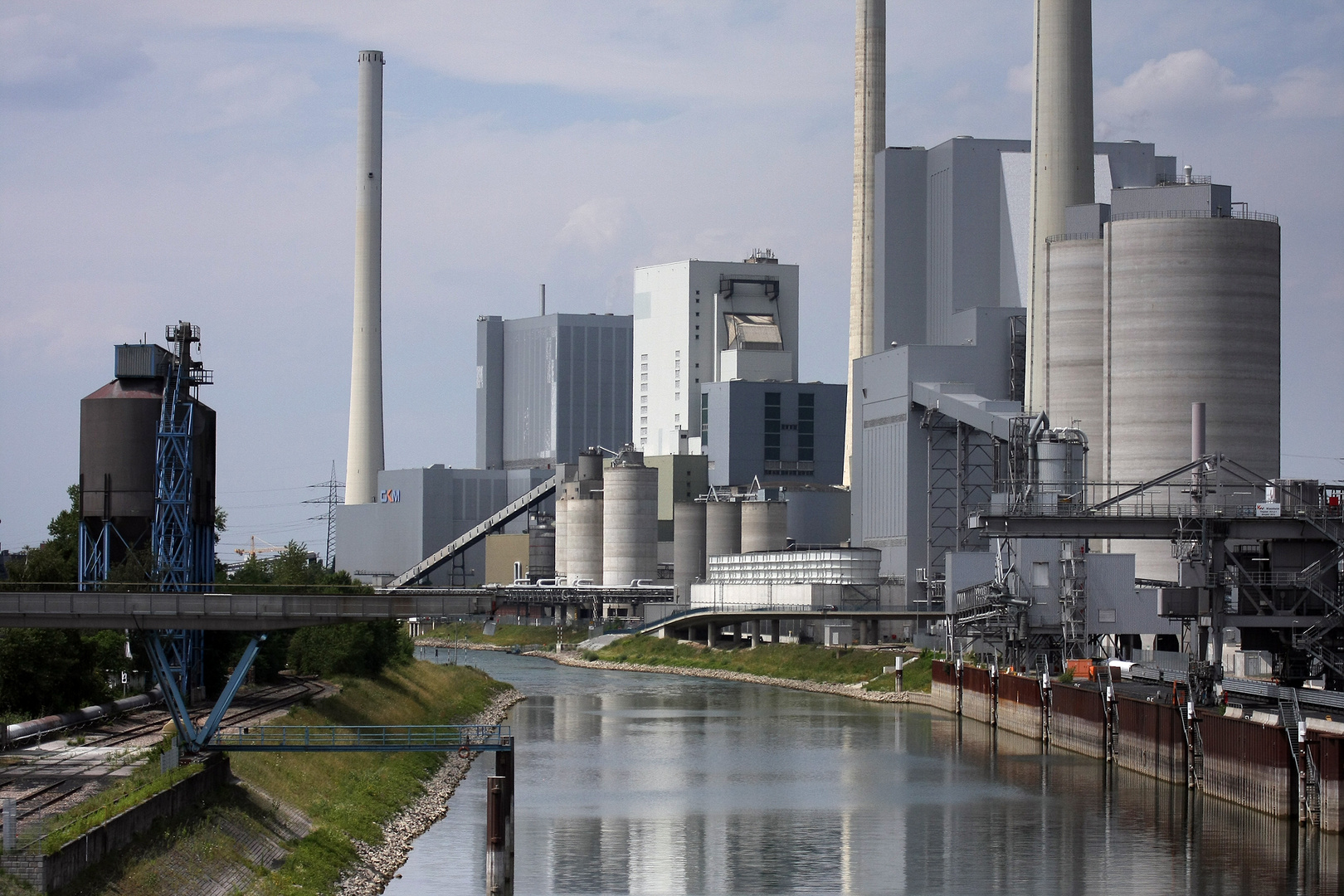 Industrie am Rhein- Rhein-Fahrradtour 15