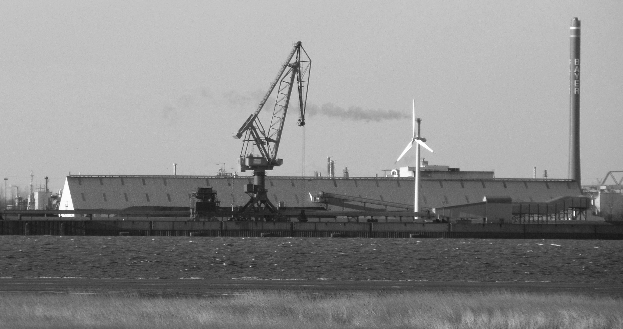 Industrie an der Elbe