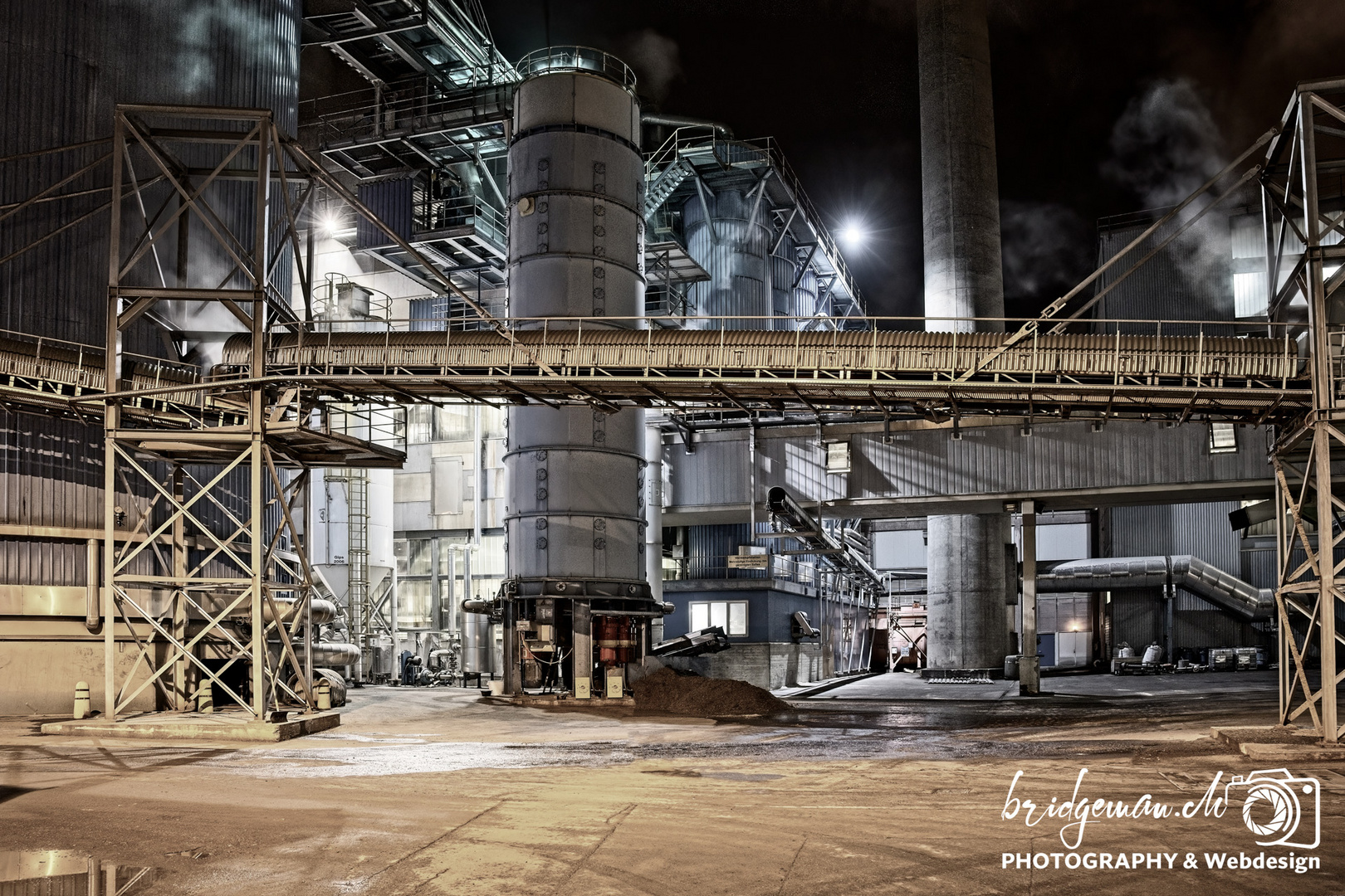 Industrie bei Nacht