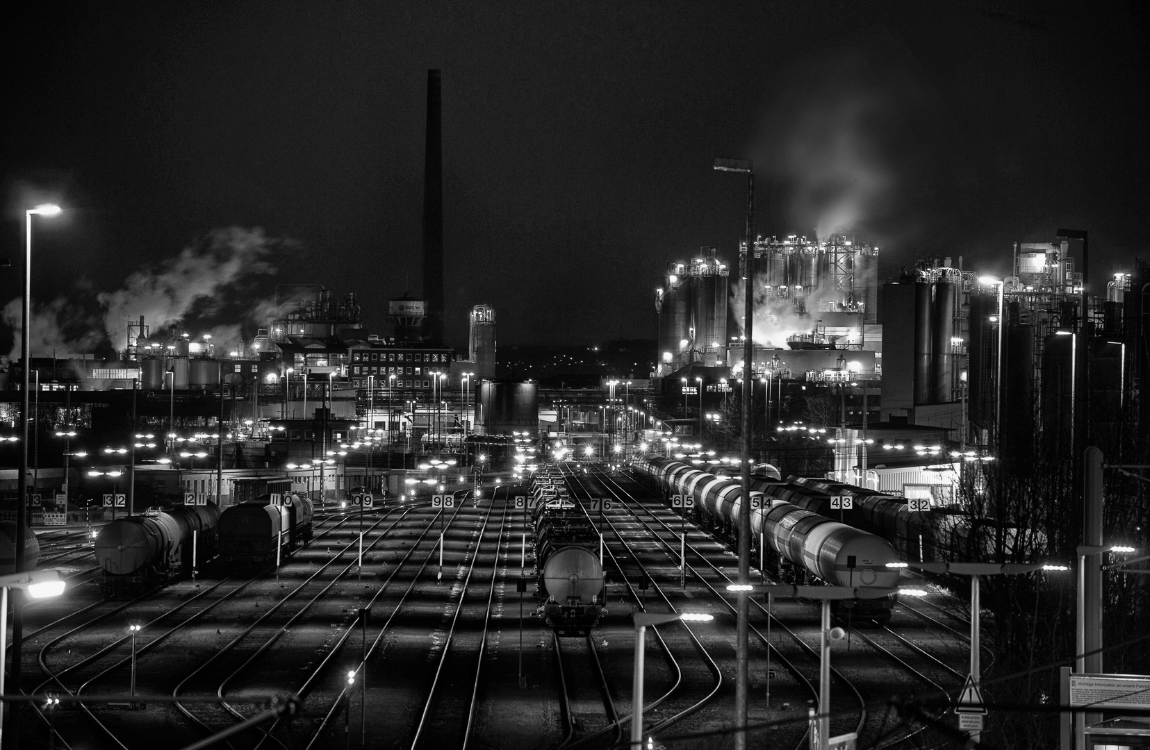 Industrie bei Nacht