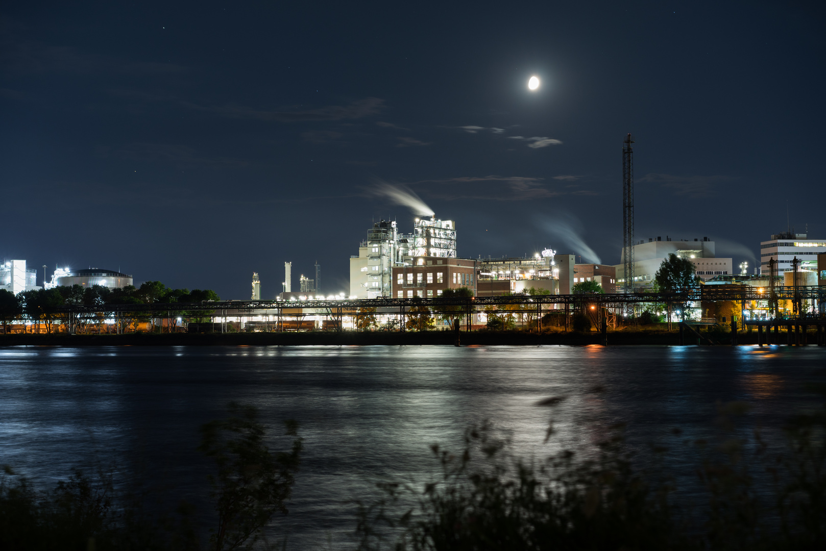 Industrie bei Nacht