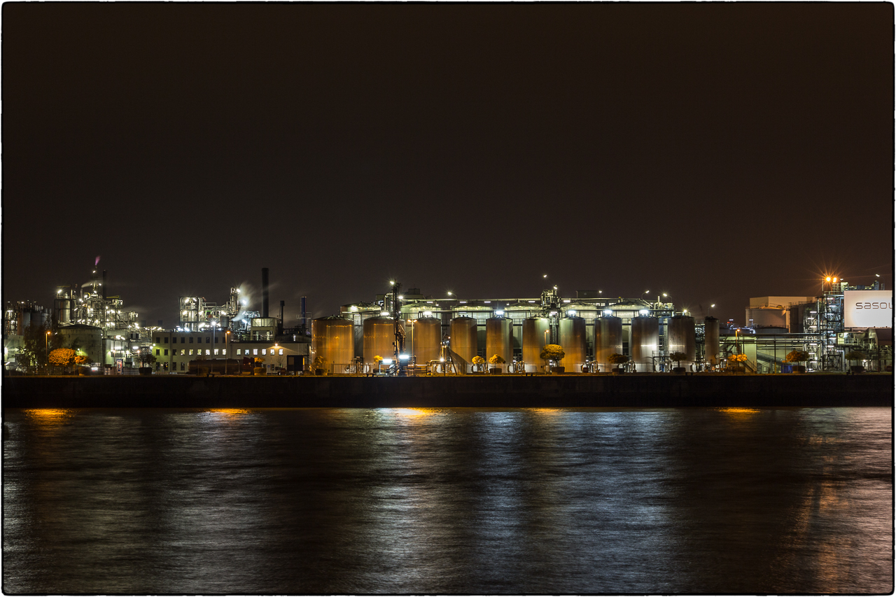 Industrie beim Steinwerder Hafen