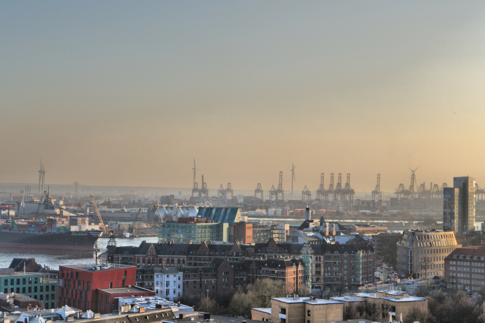 Industrie-Hafen-Stadt Hamburg