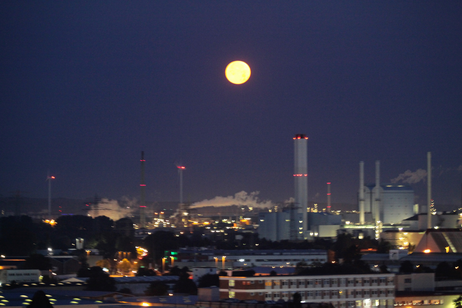 Industrie in Hamburg bei  Nacht !