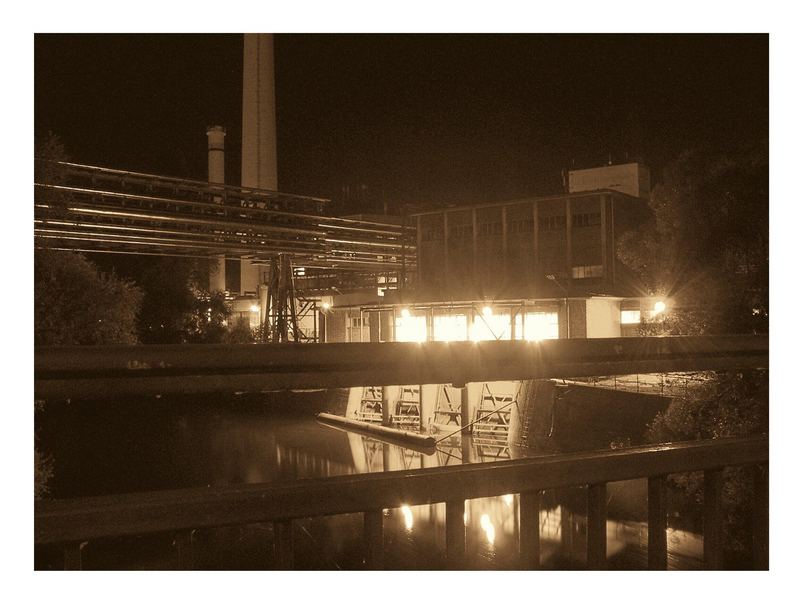 Industrie in Thüringen bei Nacht