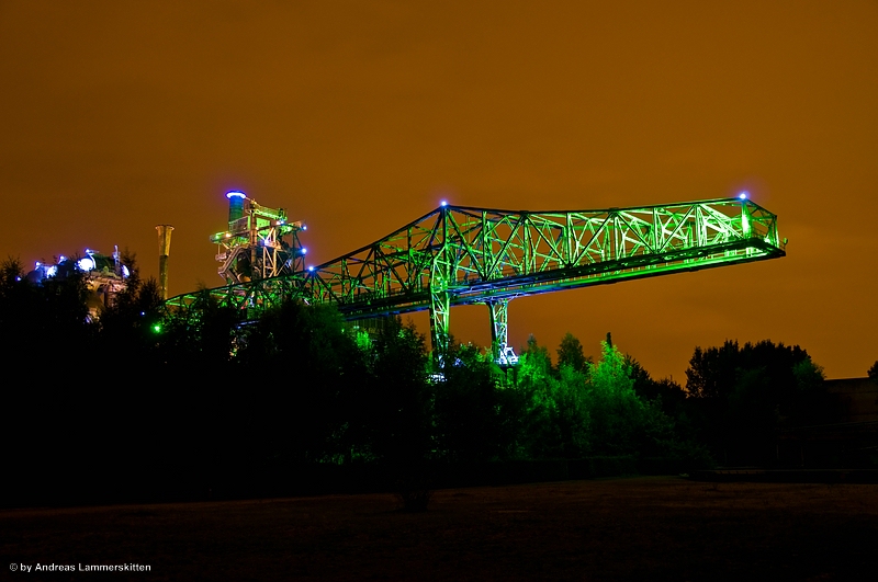 Industrie und Landschaftspark Duisburg bei Nacht