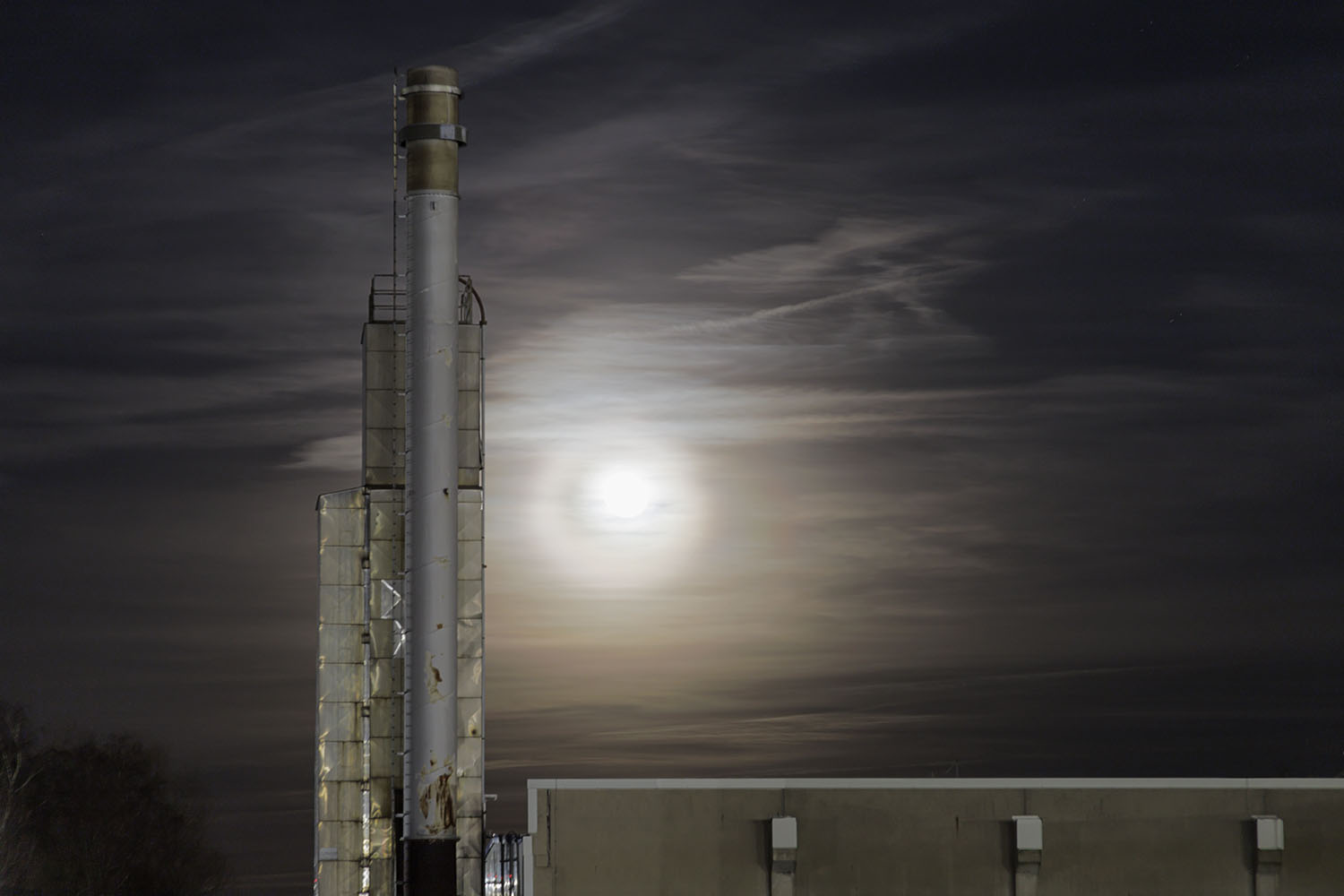 Industrie und Mond