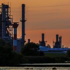 Industrieanlagen an der Elbe