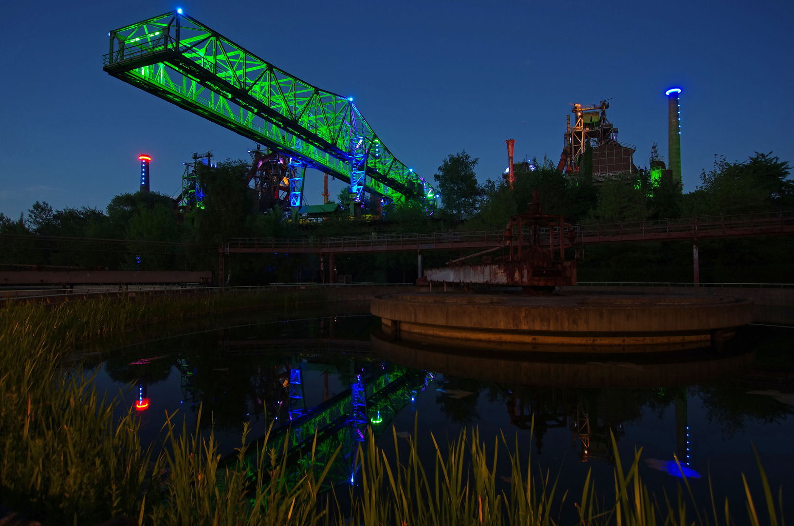 Industriebauten by Night