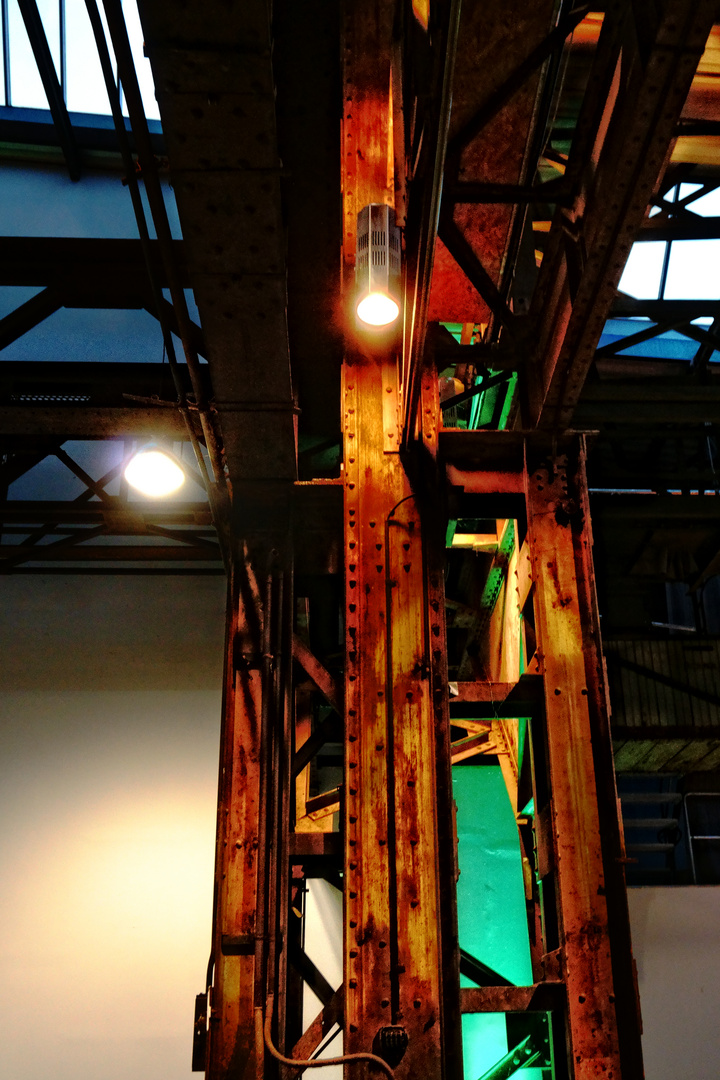 Industriedenkmal von dazumal - Die Lokhalle in Göttingen - Foto 2