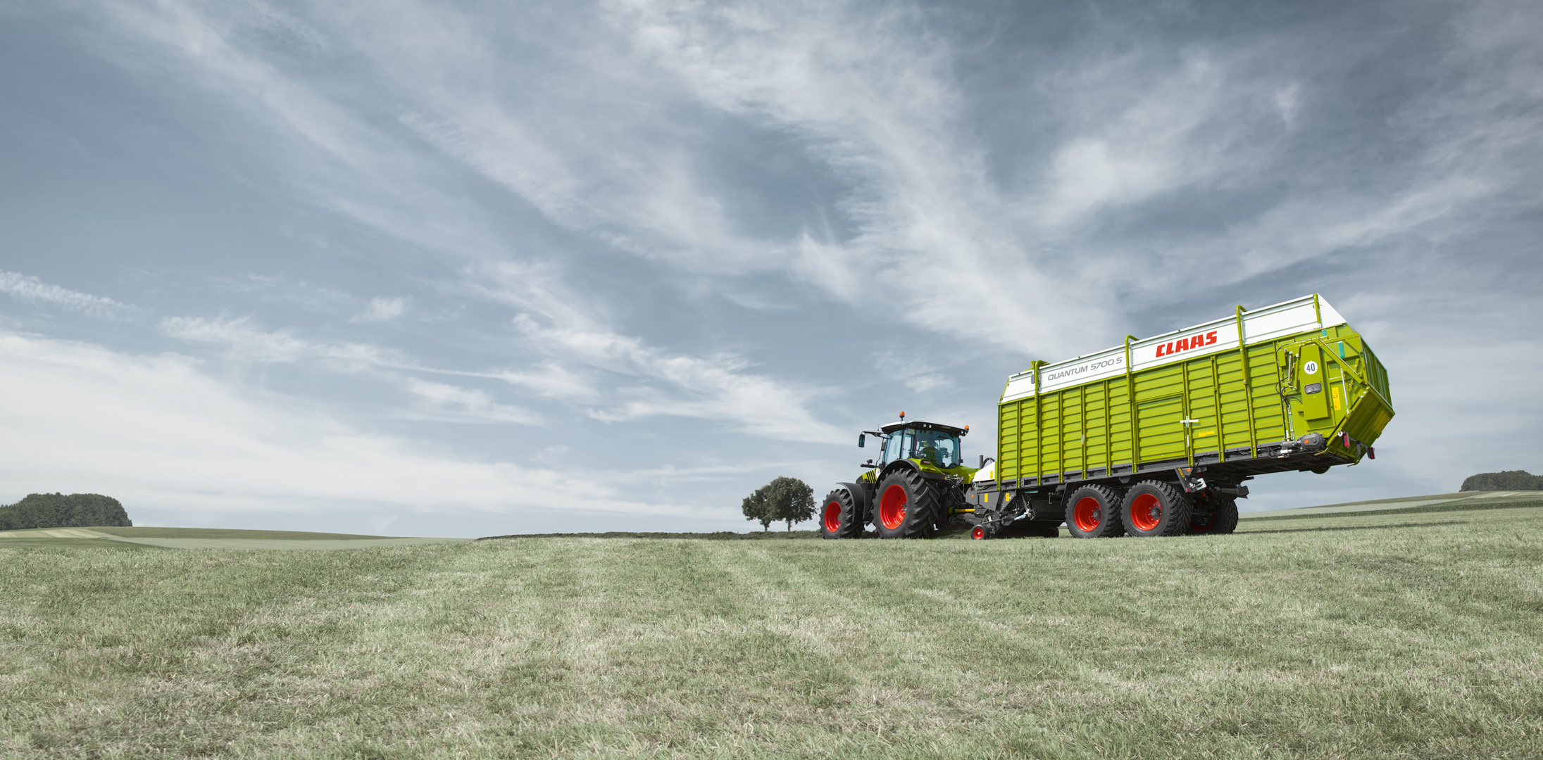 Industriefahrzeuge-Landmaschine-Traktor-Grasernte-Cargos-Claas