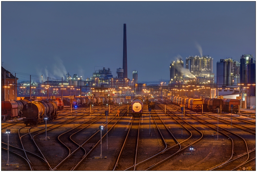 Industriegebiet Foto & Bild | industrie und technik, industrie nachts