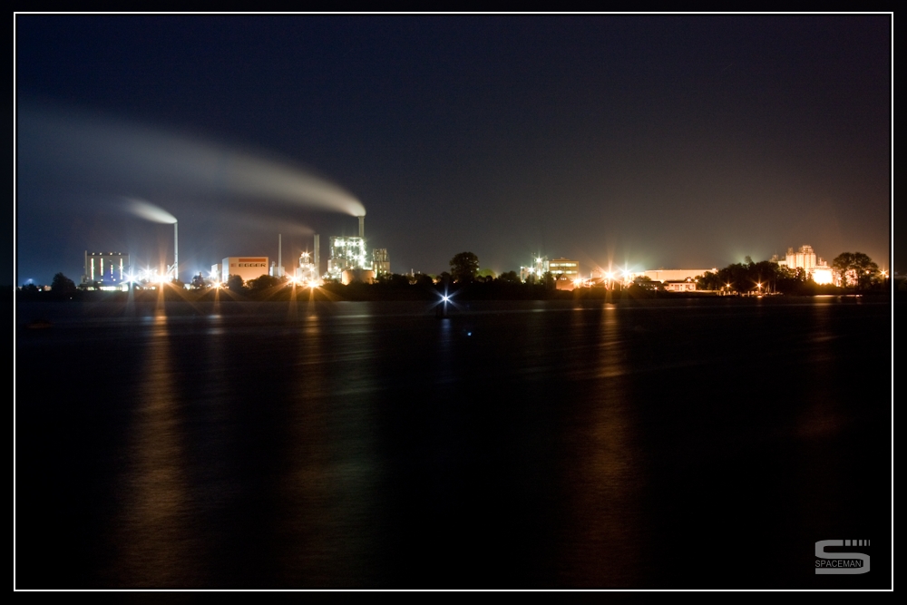 Industriegebiet an einem Hafen