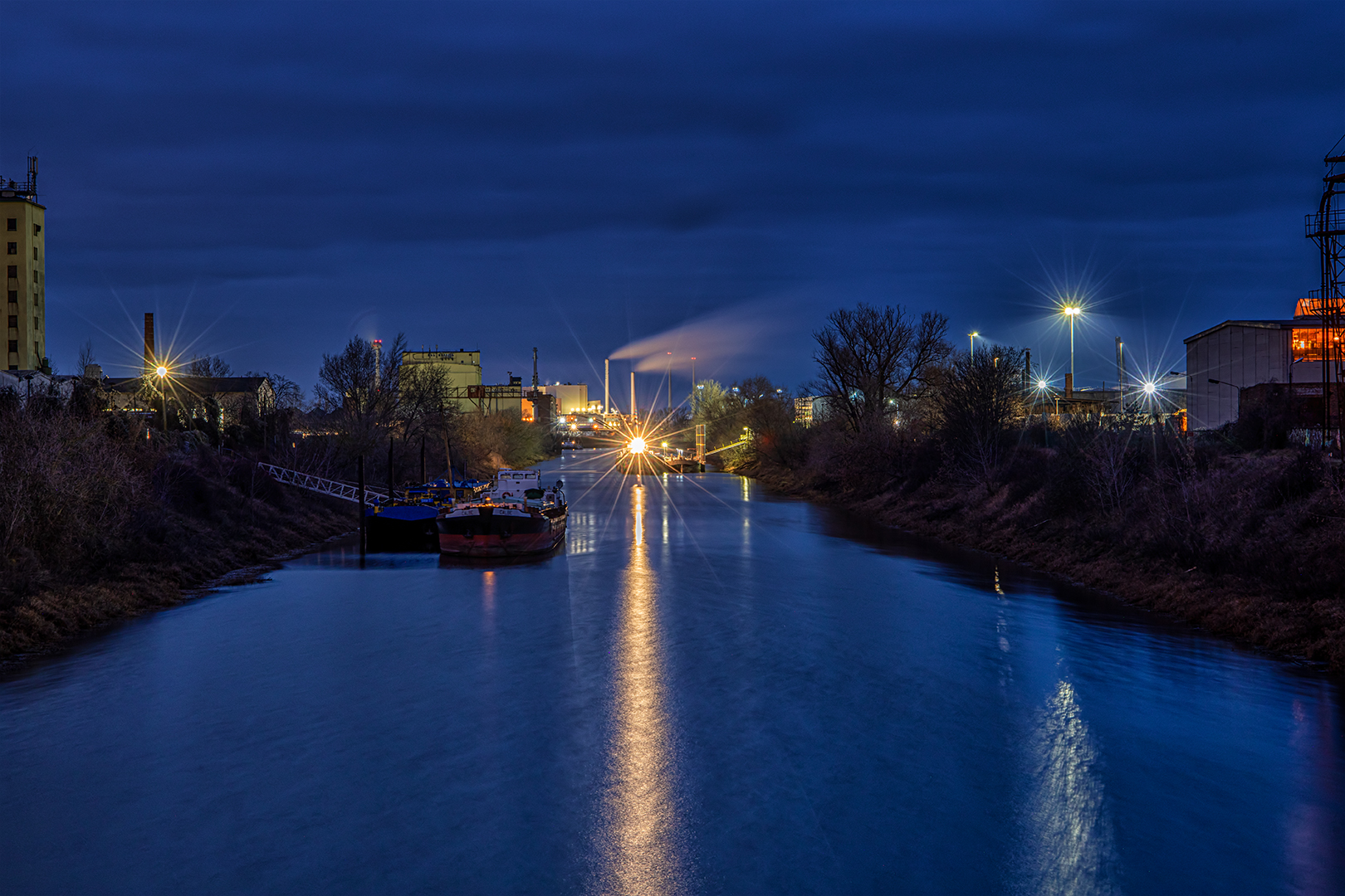 Industriehafen Magdeburg...