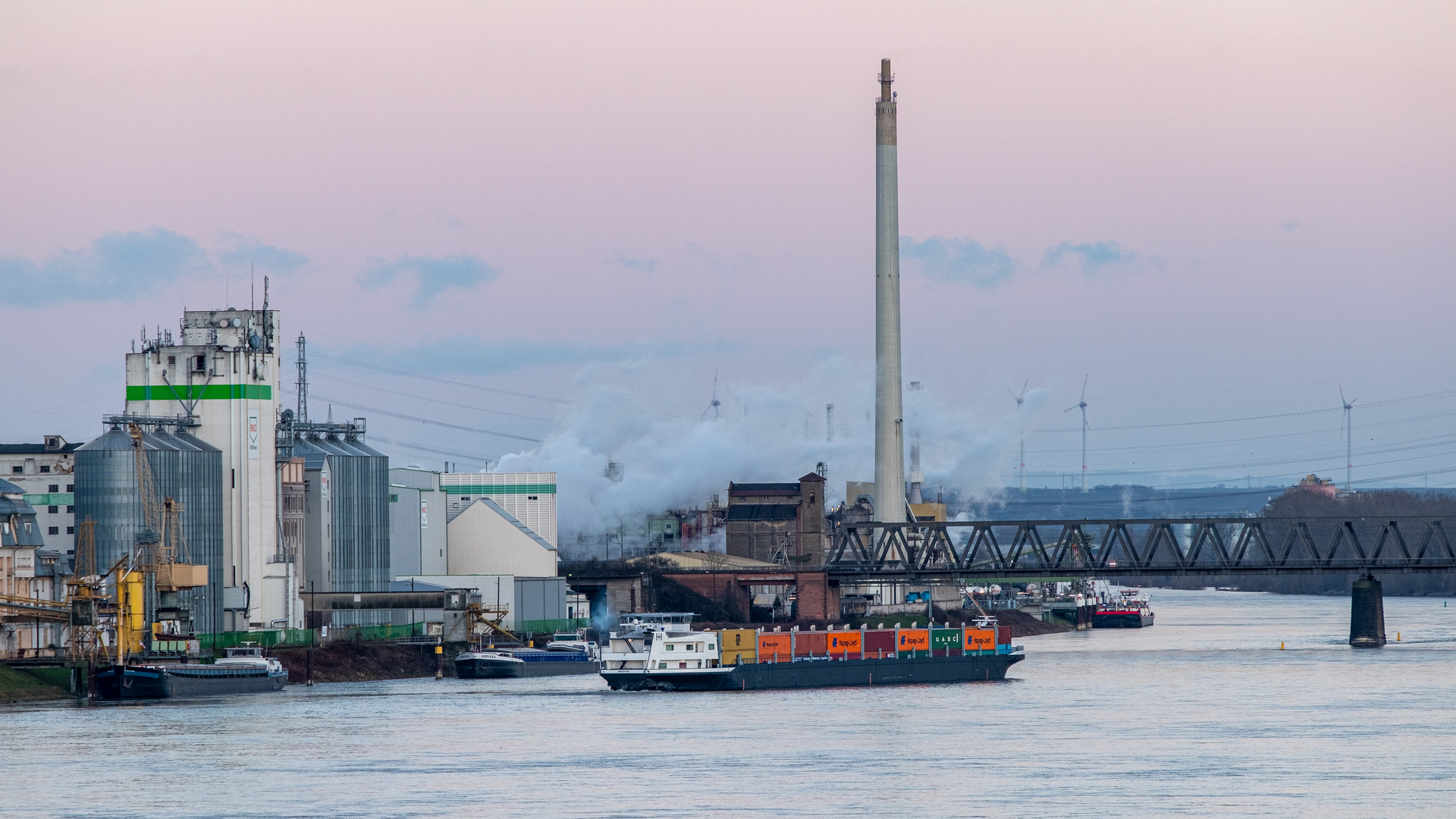 Industriehafen Worms