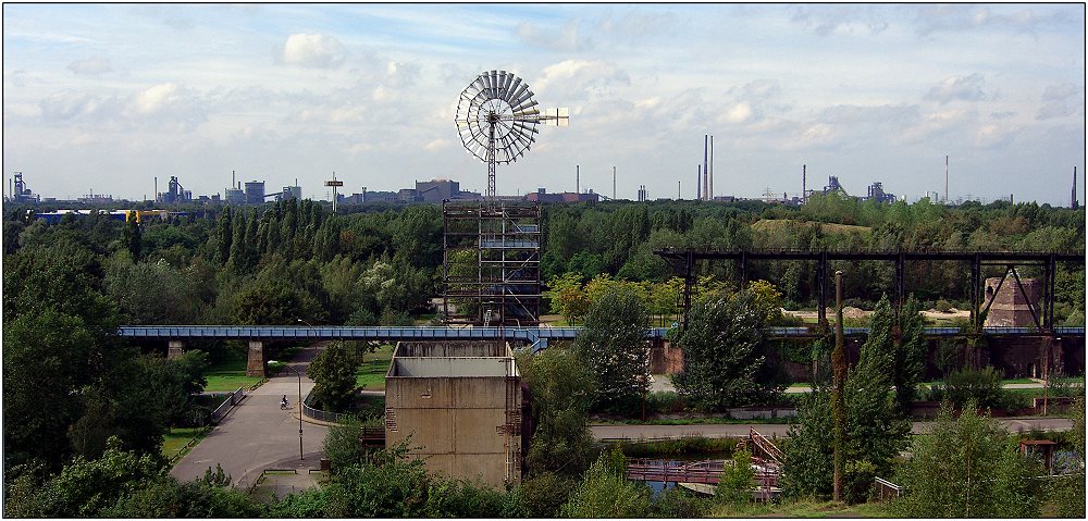 ... Industriepark Duisburg ...