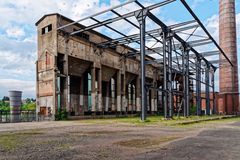 Industrieruine auf dem Gelände des Bergwerks Reden (Saarland)  (2)