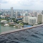 Infinity-Pool auf dem Marina Bay Sands in Singapur