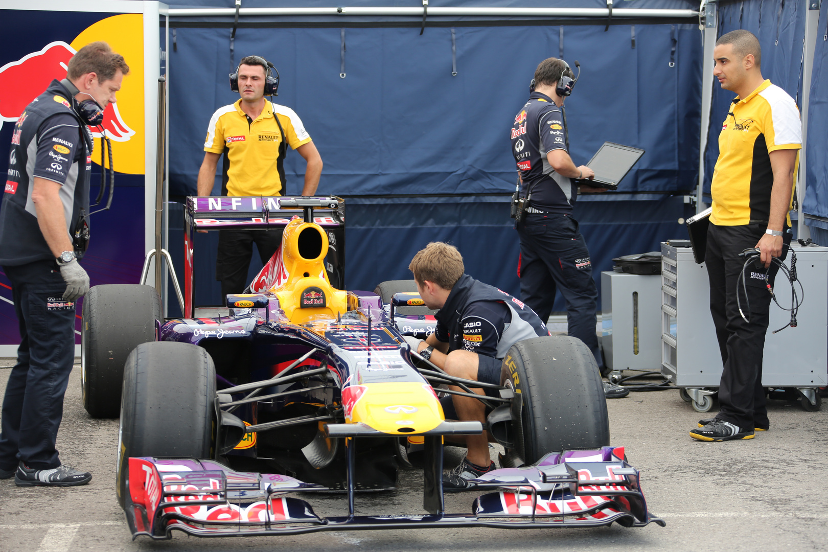 Infinity Red Bull Racing Team