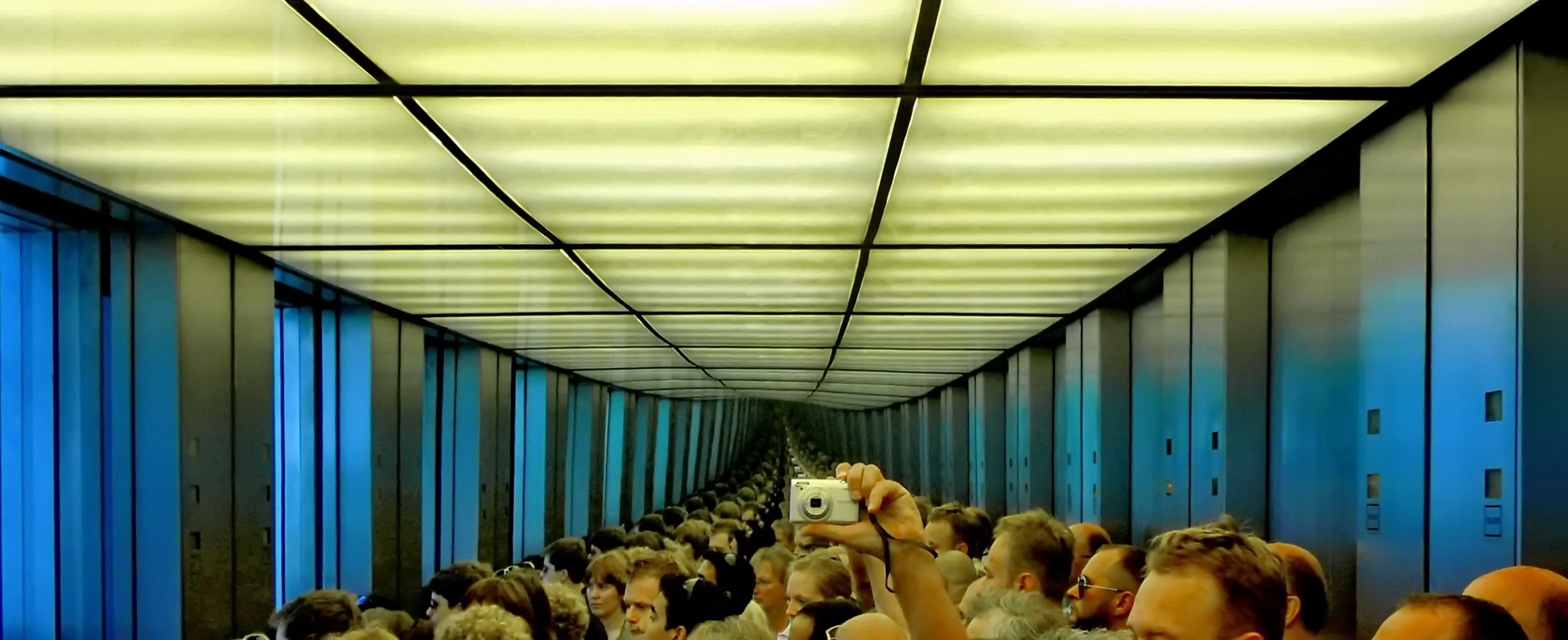 Infinity-Spiegel im Berliner Reichstag