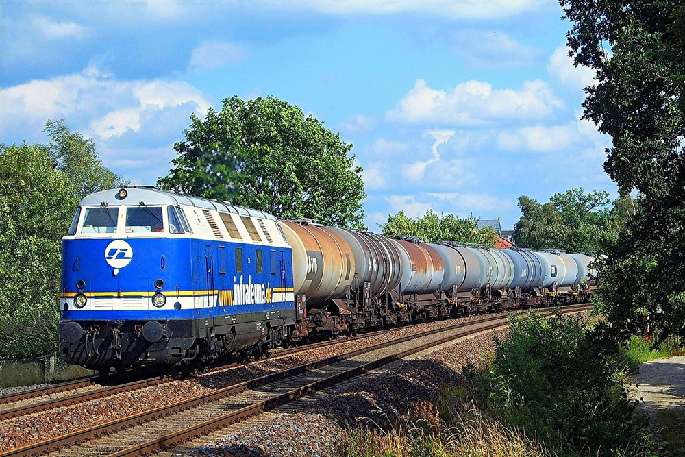 InfraLeuna 205 mit dem DGS 59795 in Plauen (18.06.07)