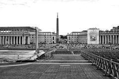 Infrastructural aspects of cities (10); ....."Peter's Square Rome"
