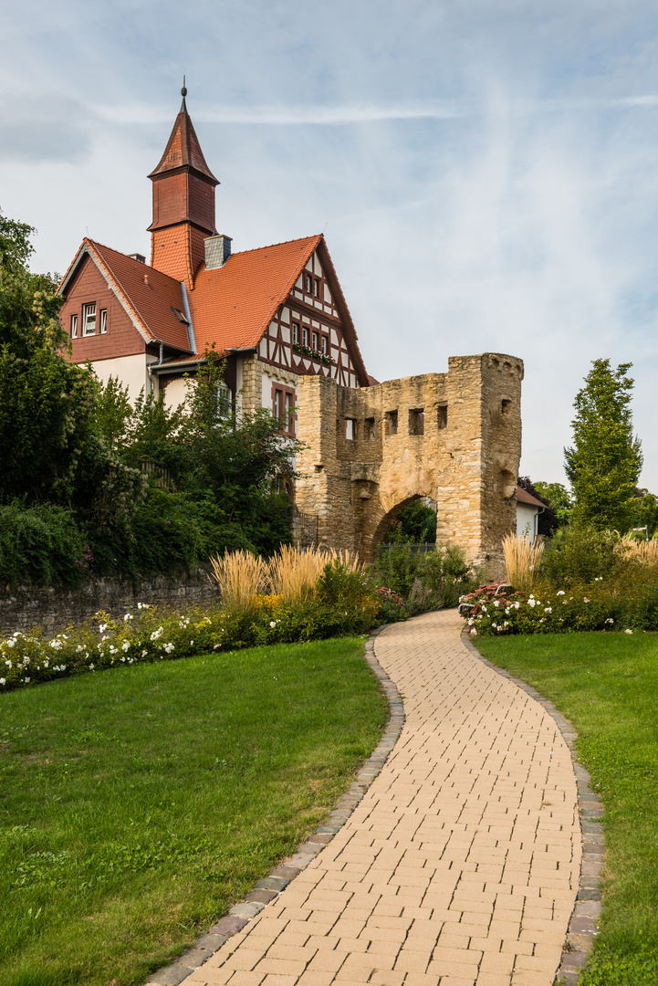 Ingelheimer Uffhubtor-Südwestansicht