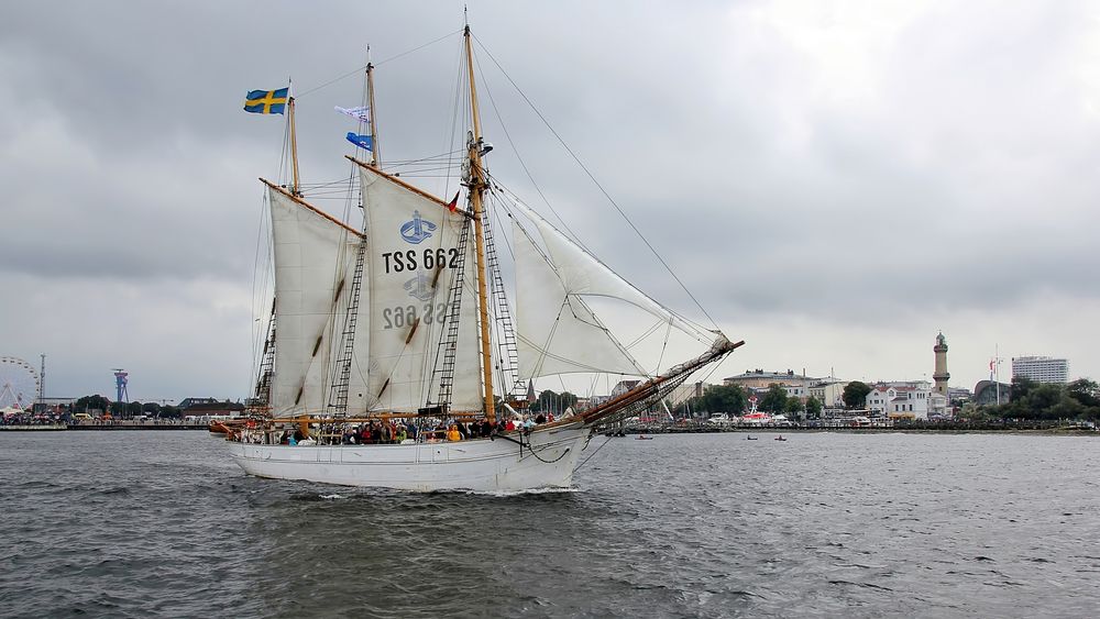 INGO ... das letzte hölzerne Küstenmotorschiff...