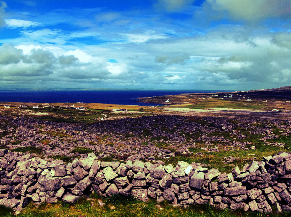 Inis Mór by Flo Mars 