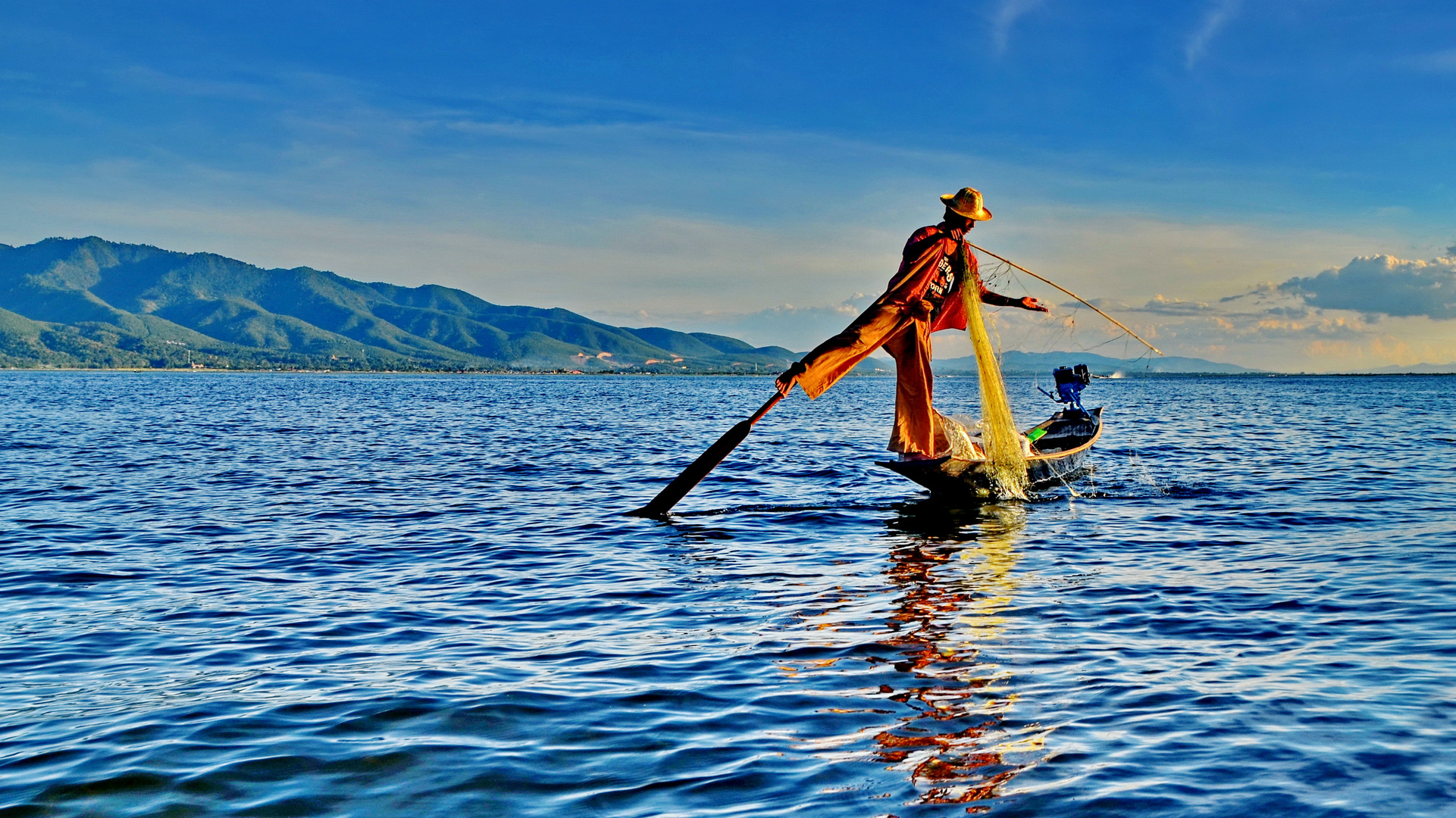 Inle Lake Leg Rower Fisherman