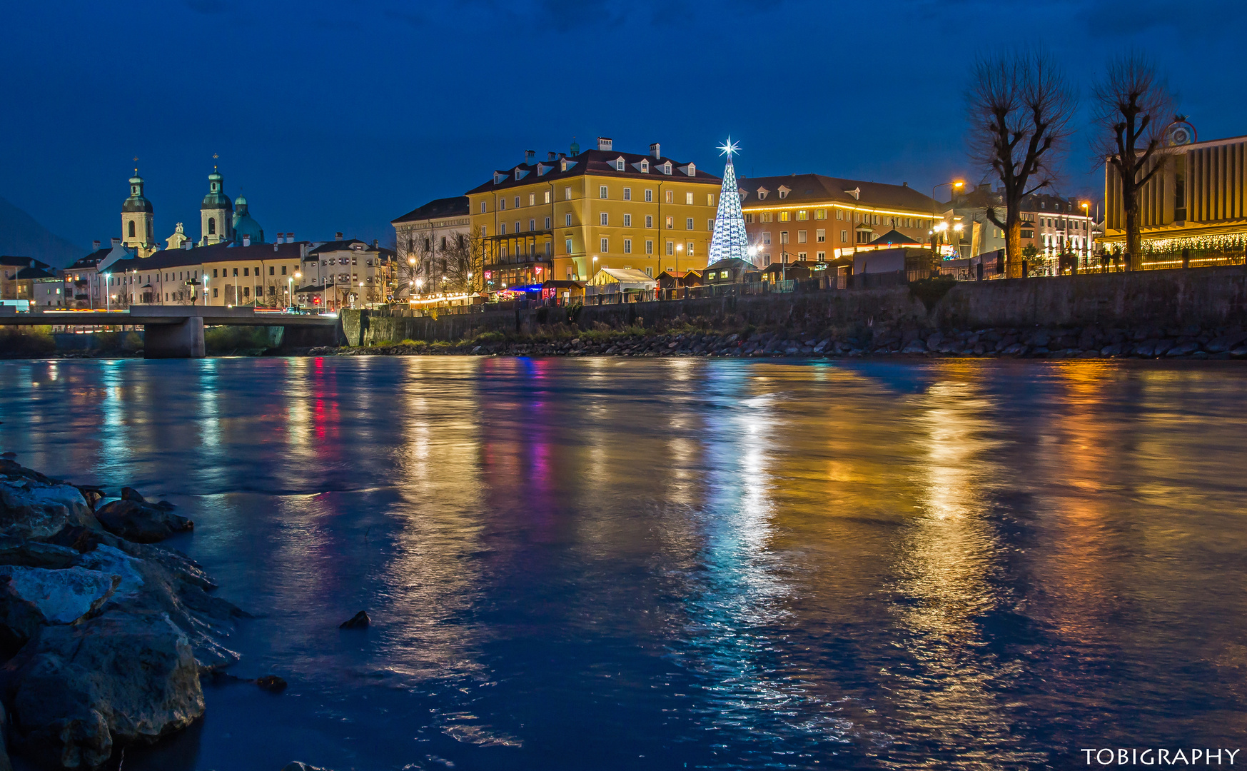 Inn by night