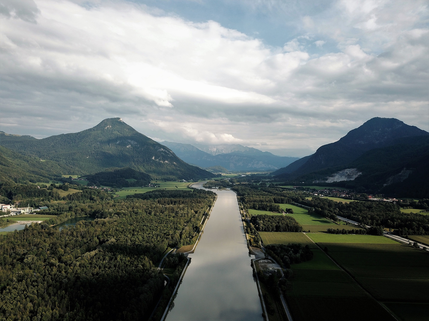 INN mit Bergblick