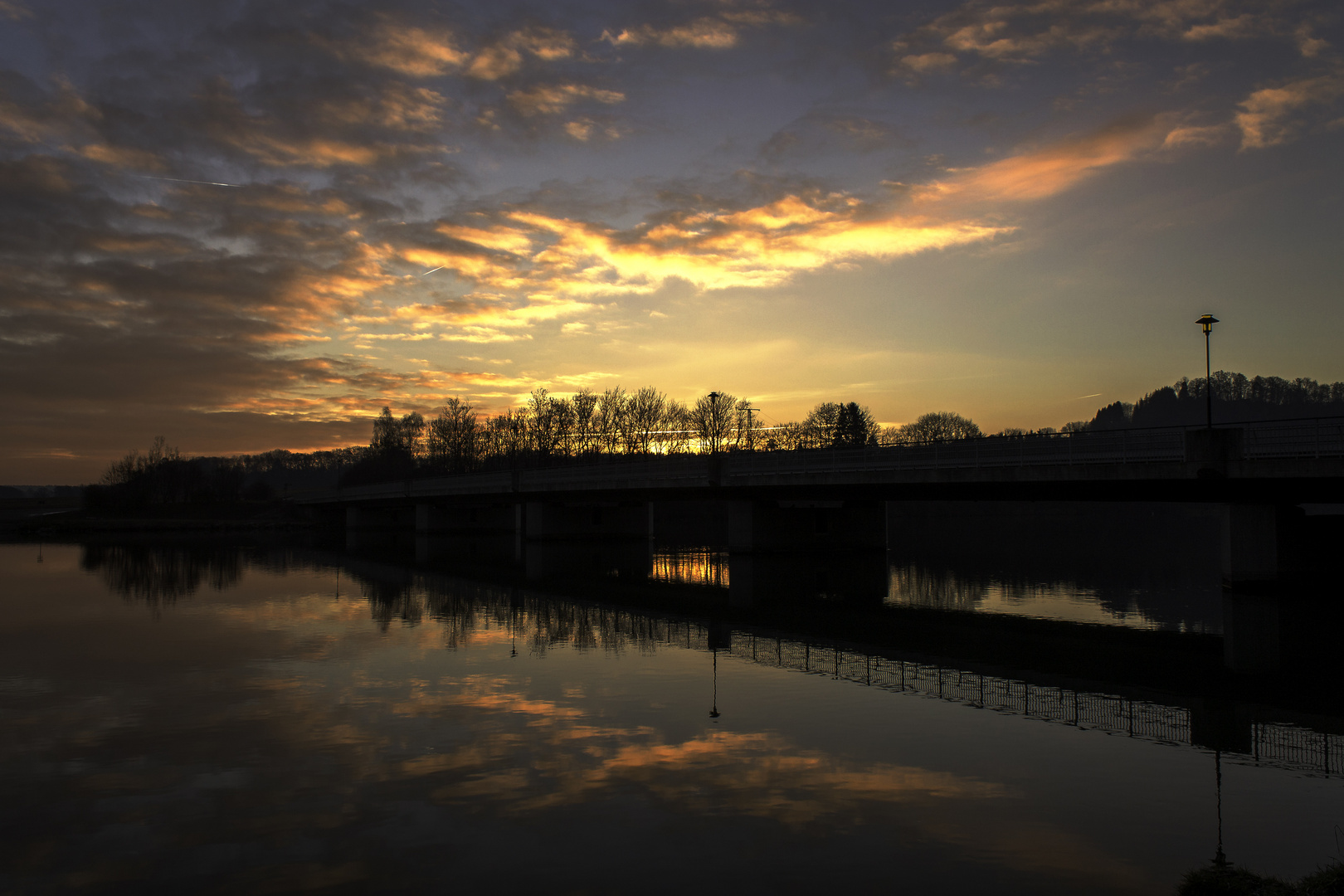 Innbrücke bei Sonnenaufgang